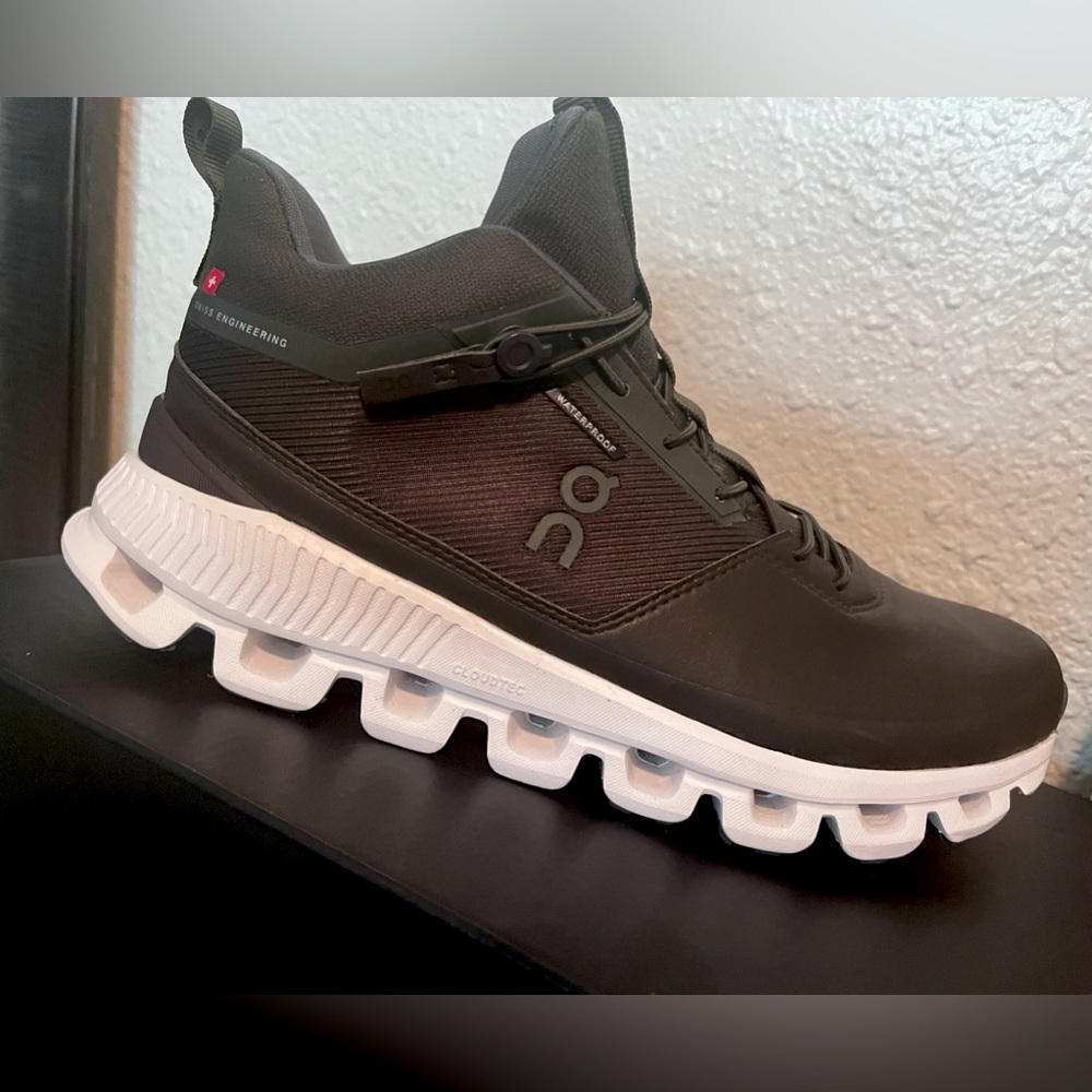 Cloud Hi Waterproof women